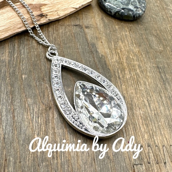 JEWEL TONE HUGE RAINDROP DIAMOND STYLE VERY LONG 36” necklace - Picture 1 of 3